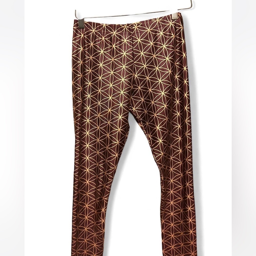 Like New✨Stylish Red&Gold Geometric Leggings